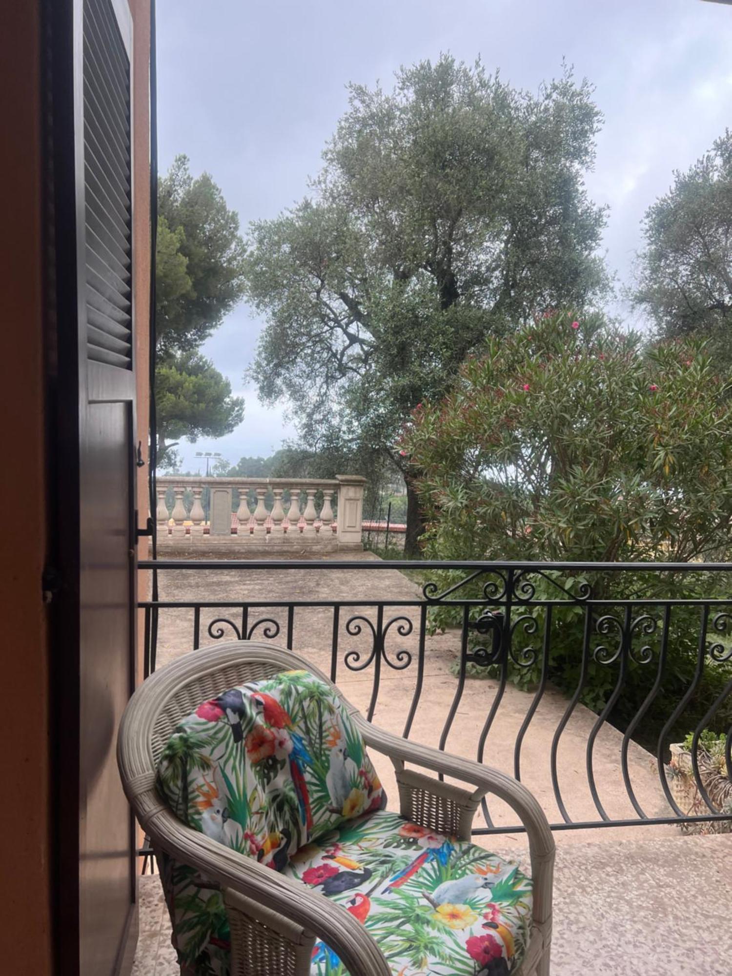 Bas De Villa Vue Mer Eze Village מראה חיצוני תמונה