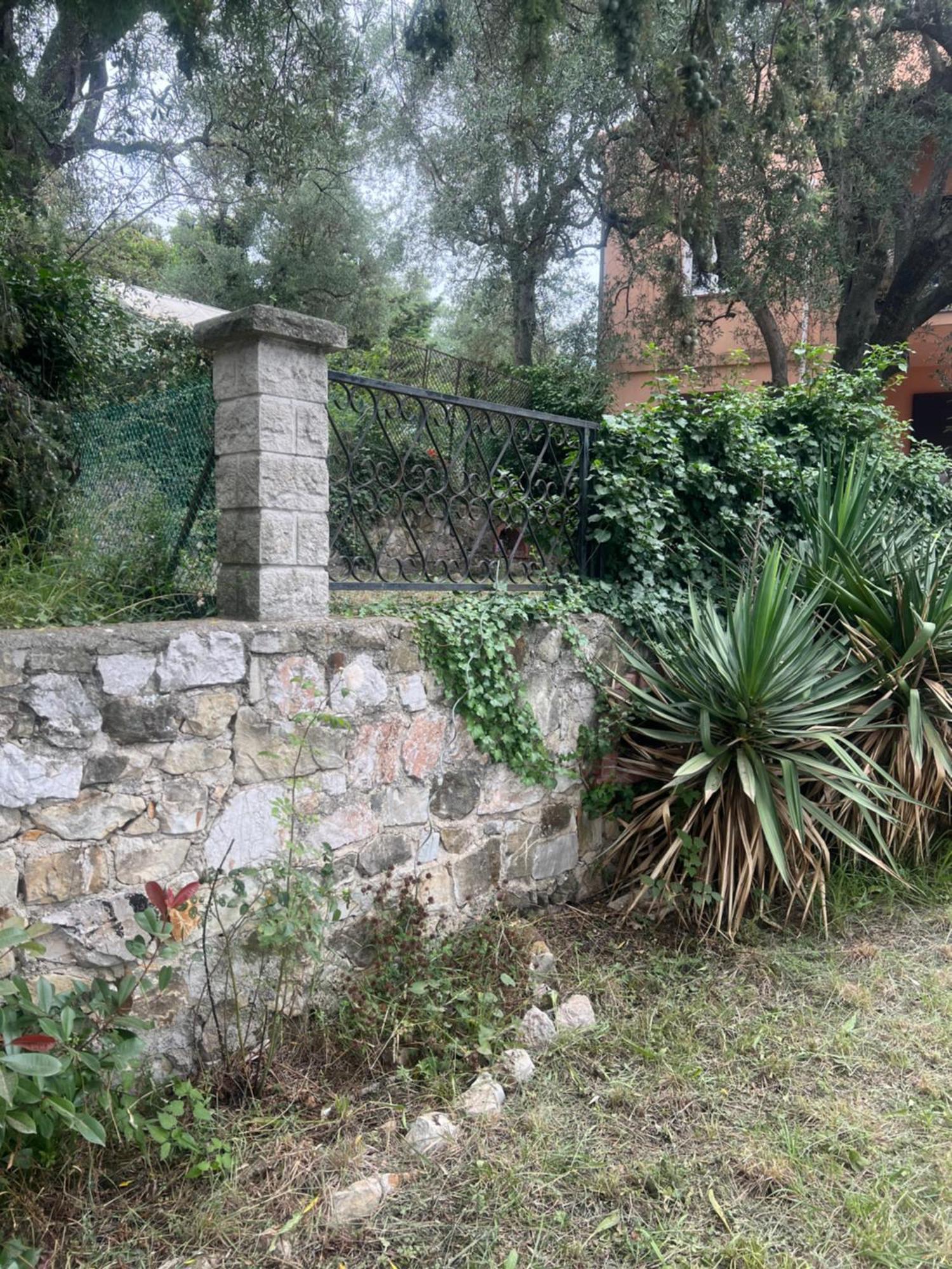 Bas De Villa Vue Mer Eze Village מראה חיצוני תמונה