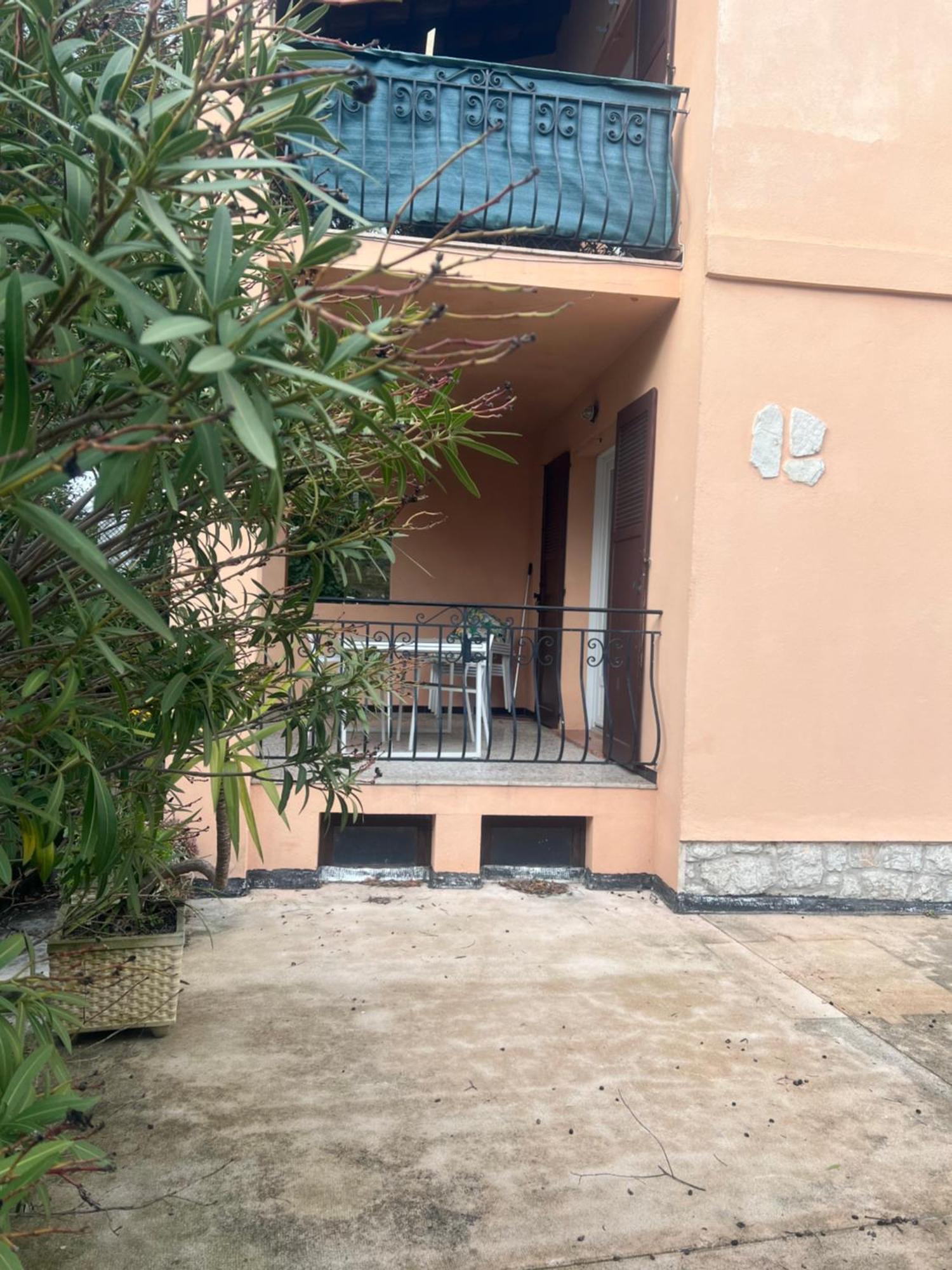 Bas De Villa Vue Mer Eze Village מראה חיצוני תמונה